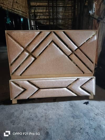 Poshish Wala bed available in every design
