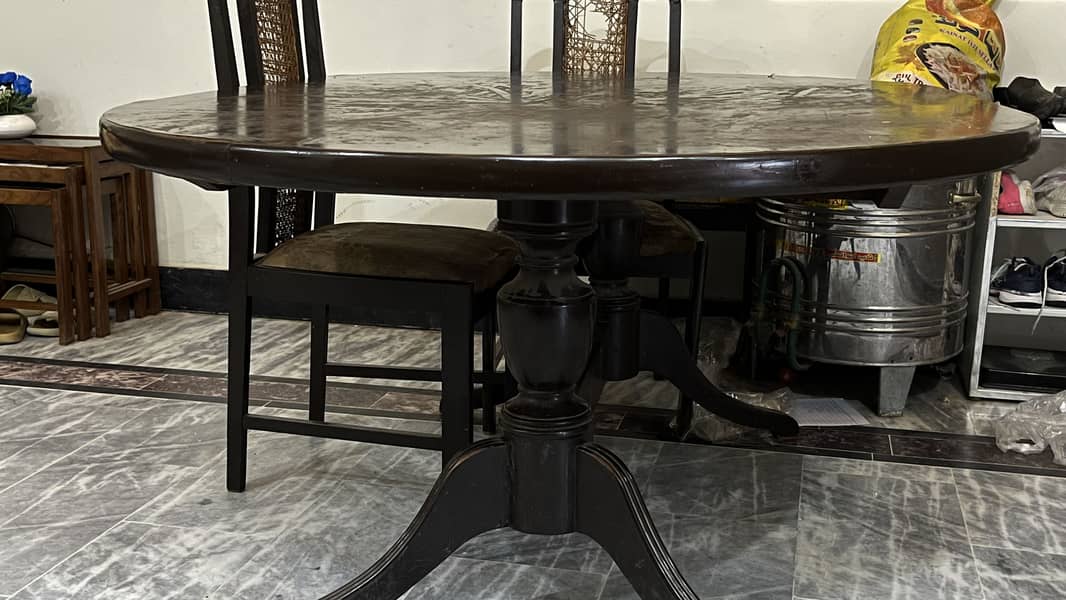 6 seater Dining table set . 2