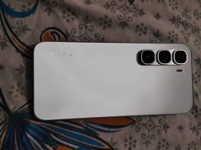 INFINIX HOT 60 pro