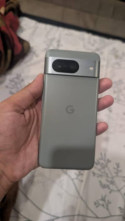 Google Pixel 8