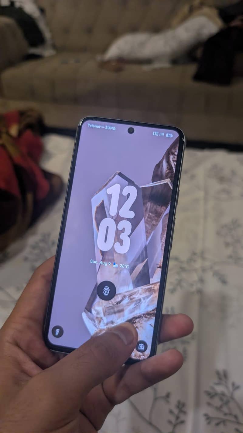 Google Pixel 8 1