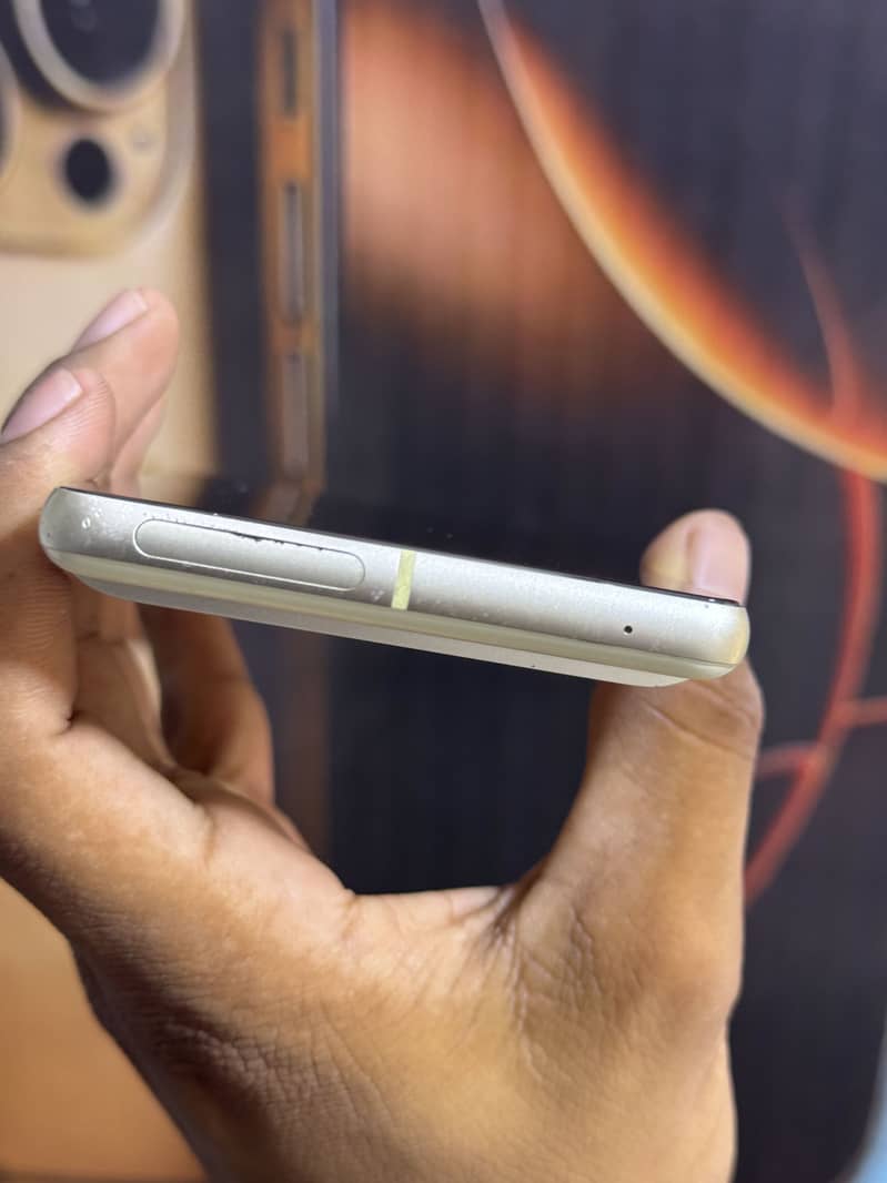 Google Pixel 7 3