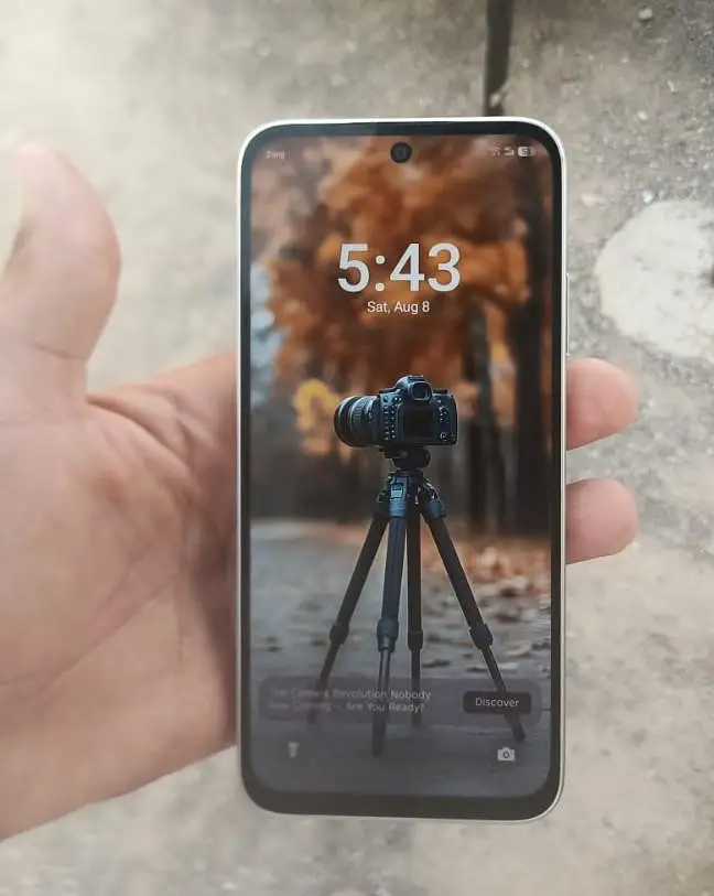 this is very good morning 4+4 128gb on box