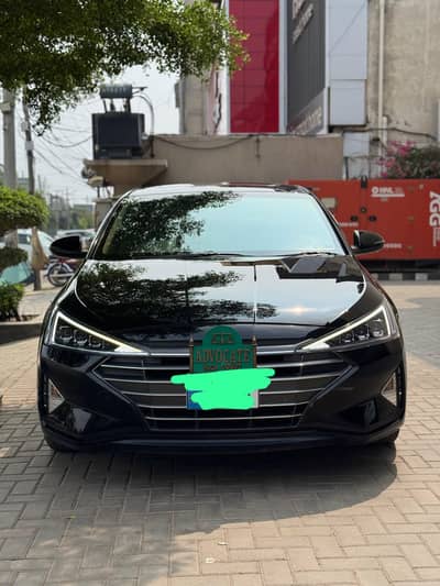 Hyundai Elantra 2022
