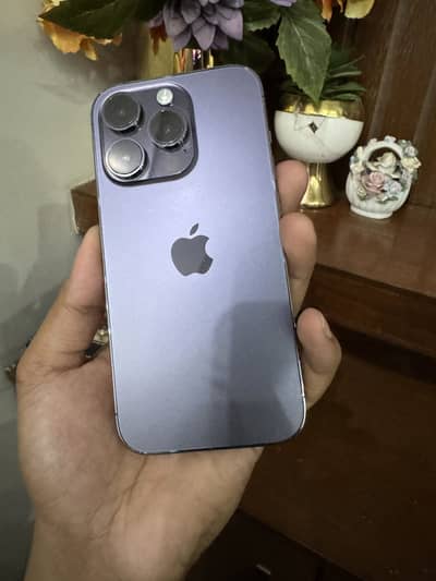 Apple iPhone 14 Pro factory unlock water pack