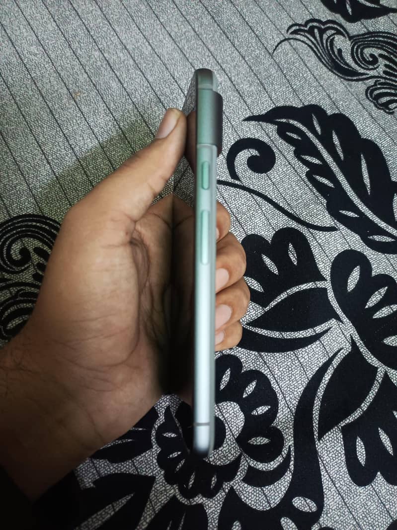 Google Pixel 8 3