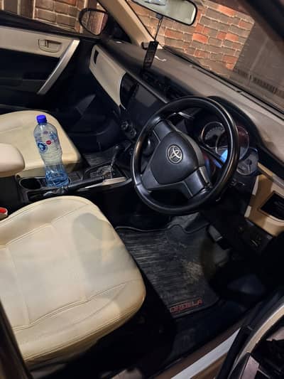 Toyota Corolla Altis 2016
