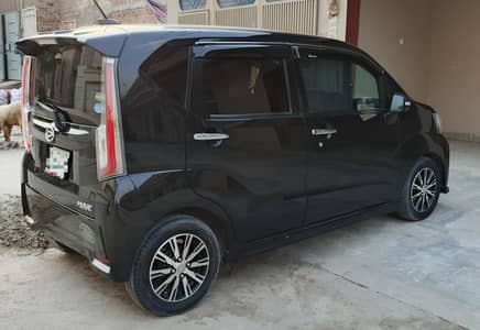 Daihatsu Move 2015