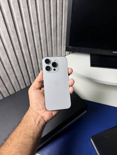Apple iPhone 15 Pro