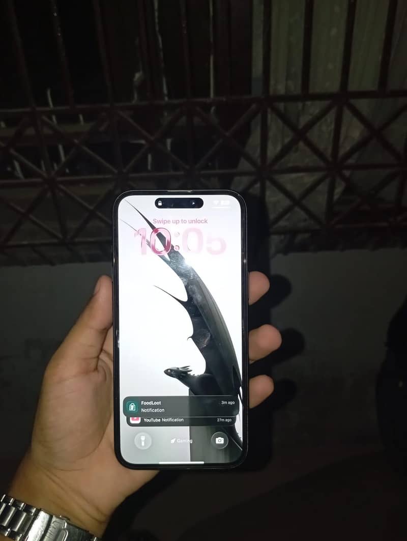 Apple iPhone 16 Plus 7