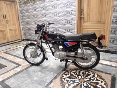 Honda CG125