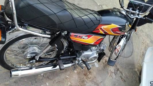 Honda CD70 2025-26