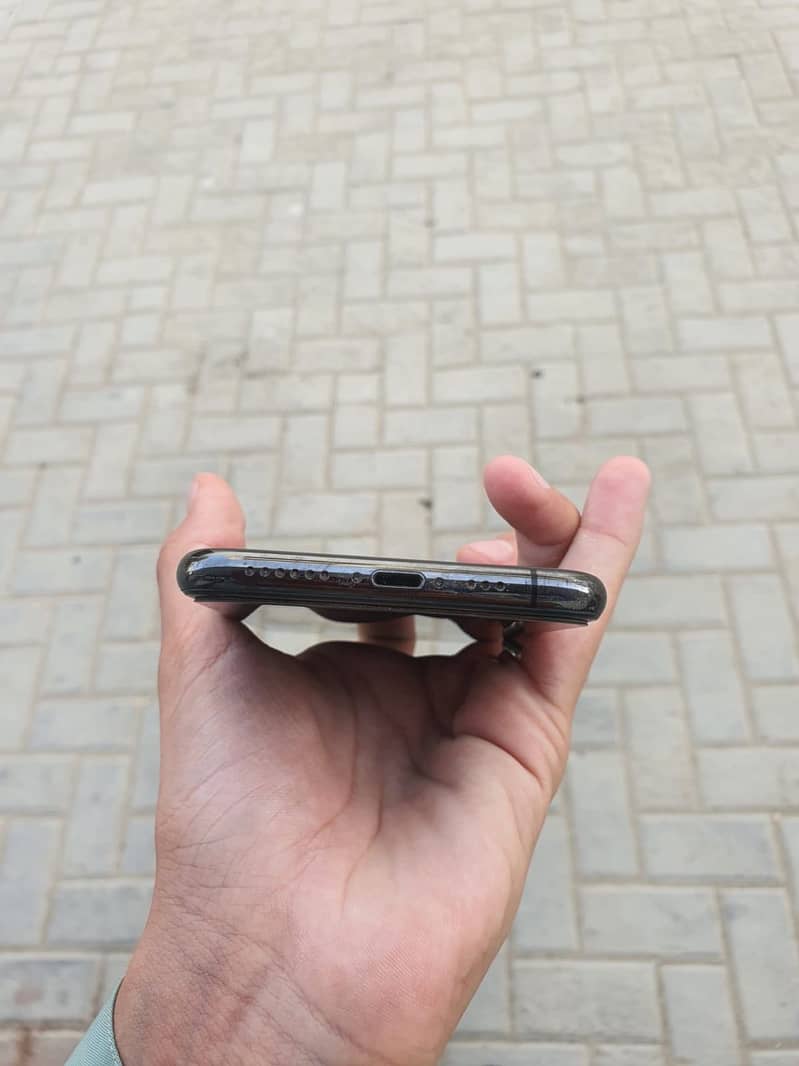 iPhone xs 8
