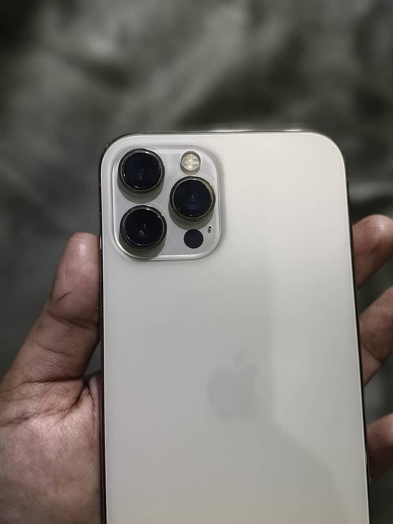 Apple iPhone 12 Pro Max 6