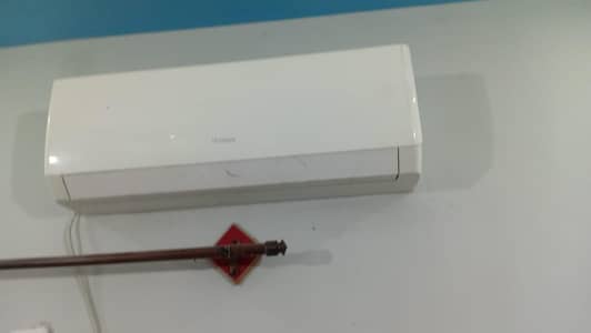 gree g10 1 ton invertor AC for sale location Gulshan maymar