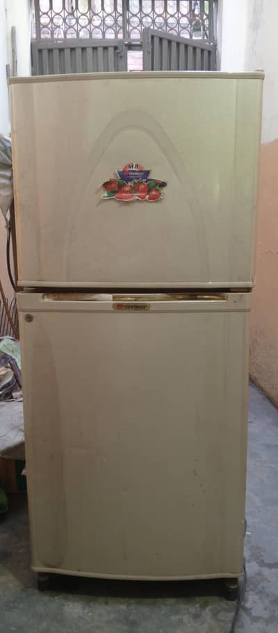 Dawlance fridge for sale