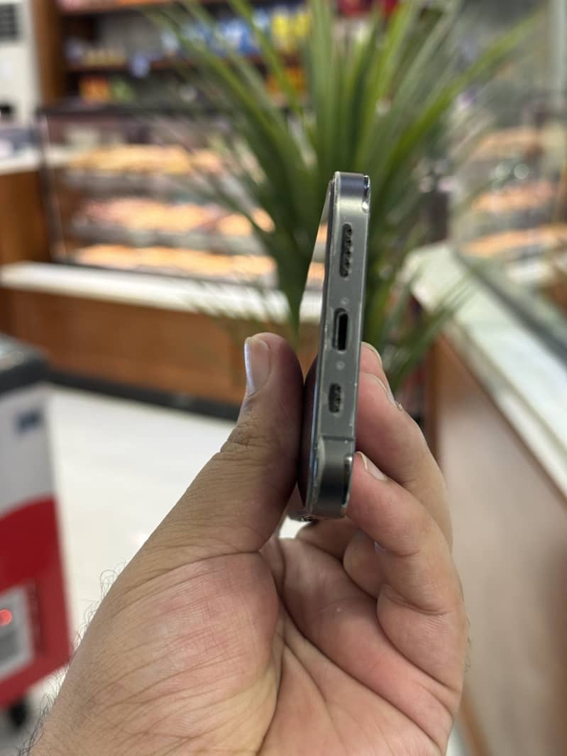 Apple iPhone 12 Pro 3