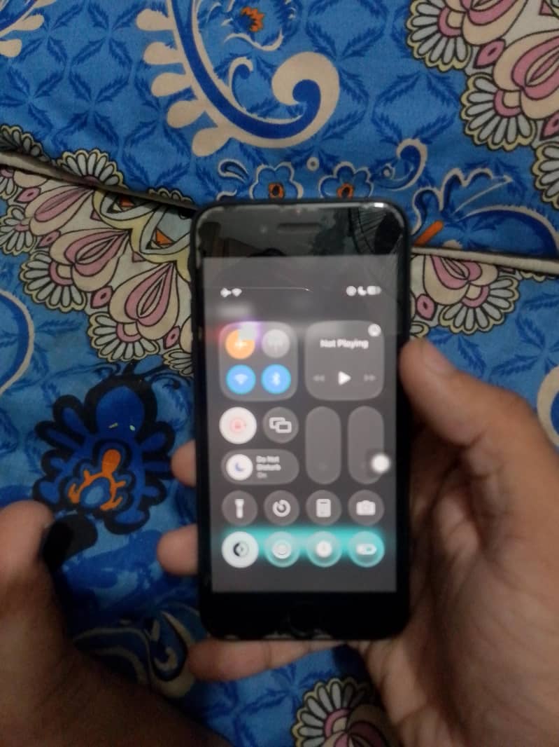 Apple iPhone 7 1