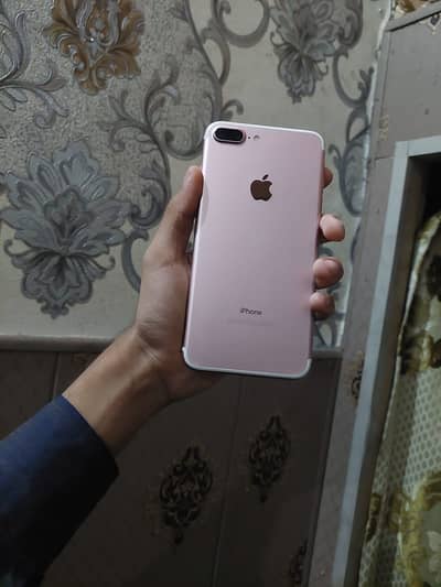 iPhone 7 Plus 32gb pta proved 03266936337 exchange possible