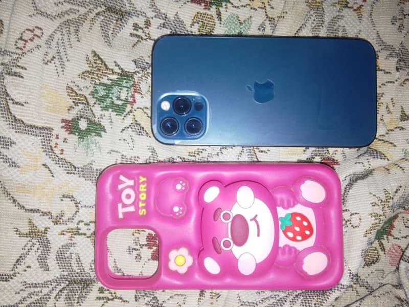 Apple iPhone 12 Pro 4