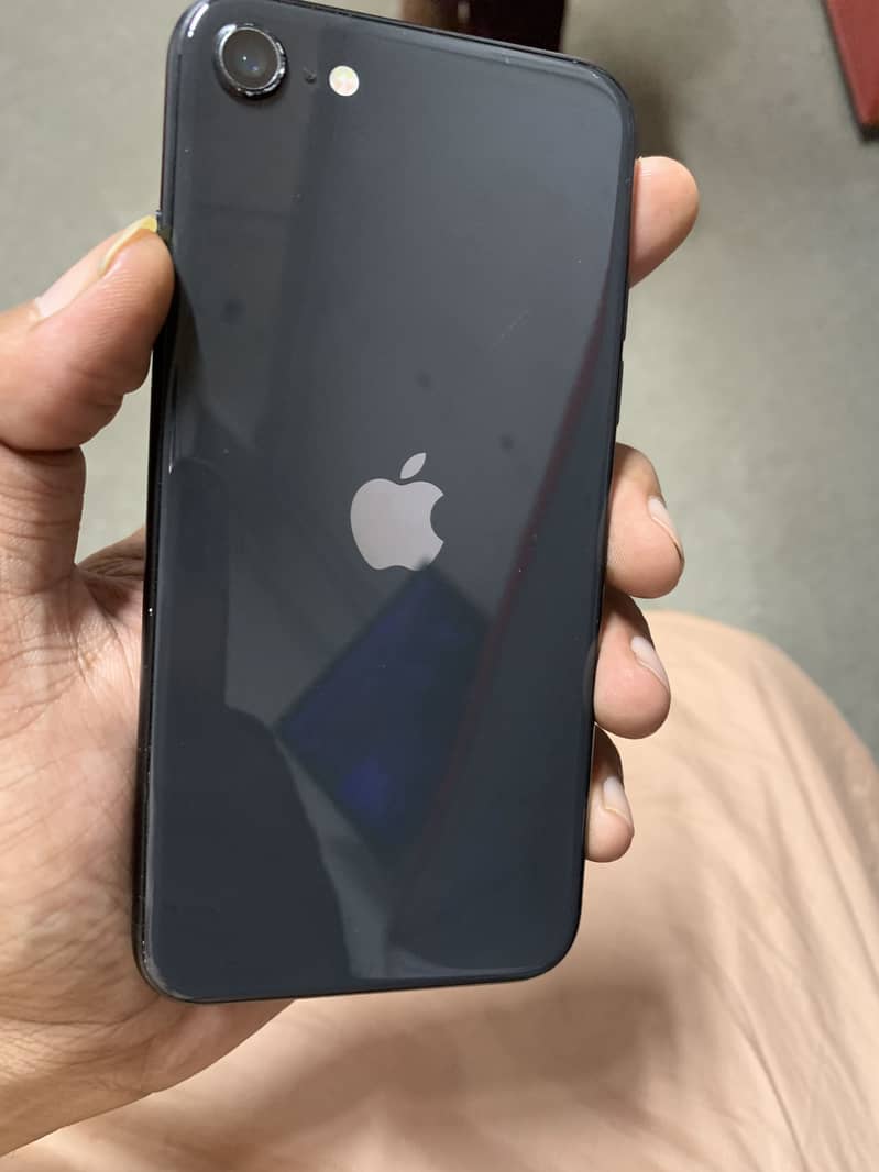 Apple iPhone SE 4