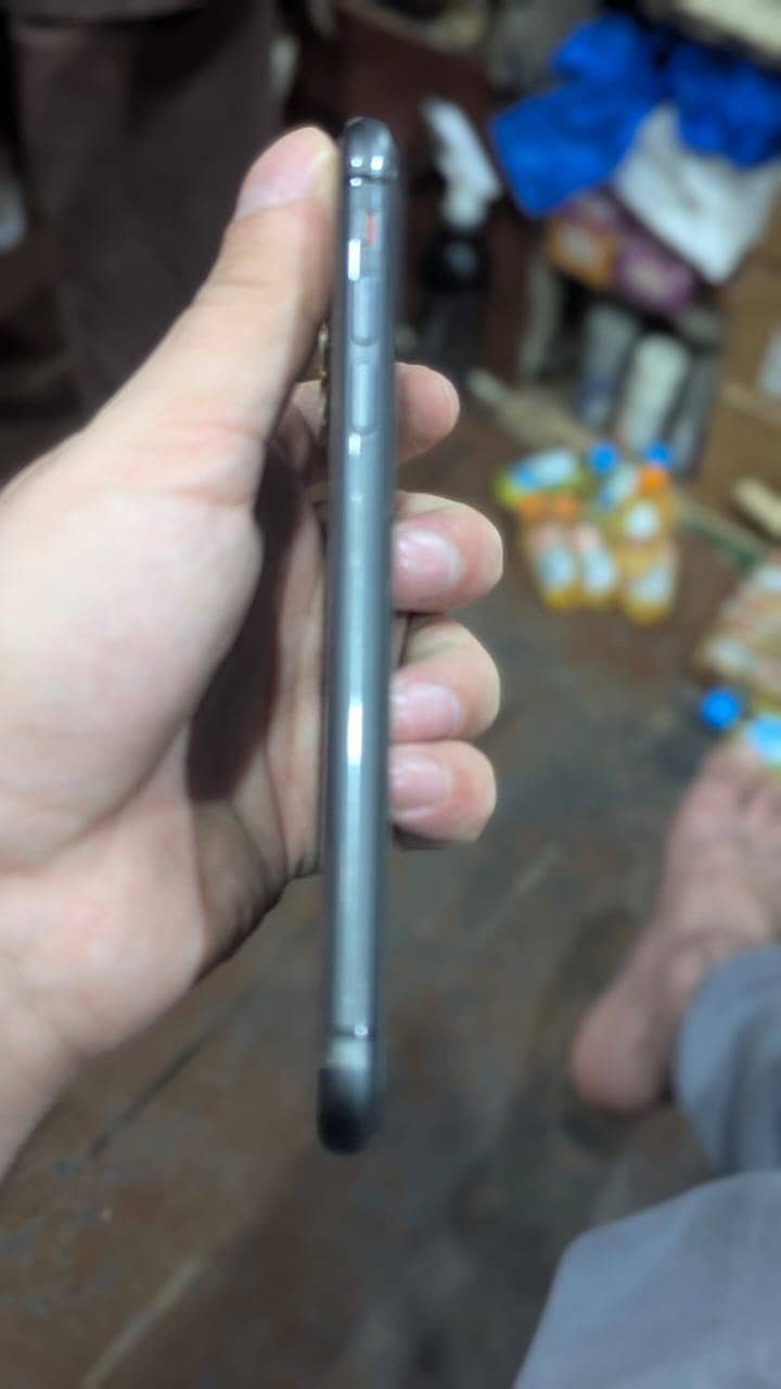 Apple iPhone 11 1