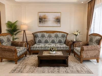 Brand New Stylish Sofa 7 Seater .