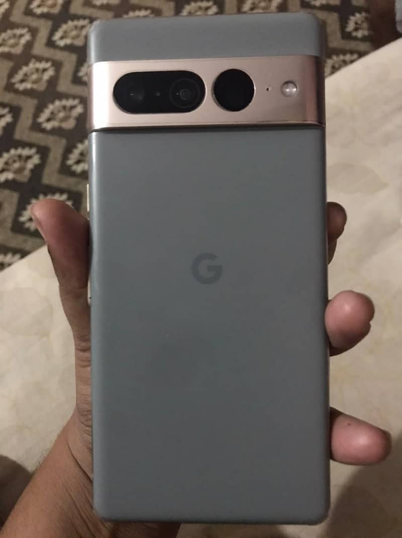 Google Pixel 7 Pro 0