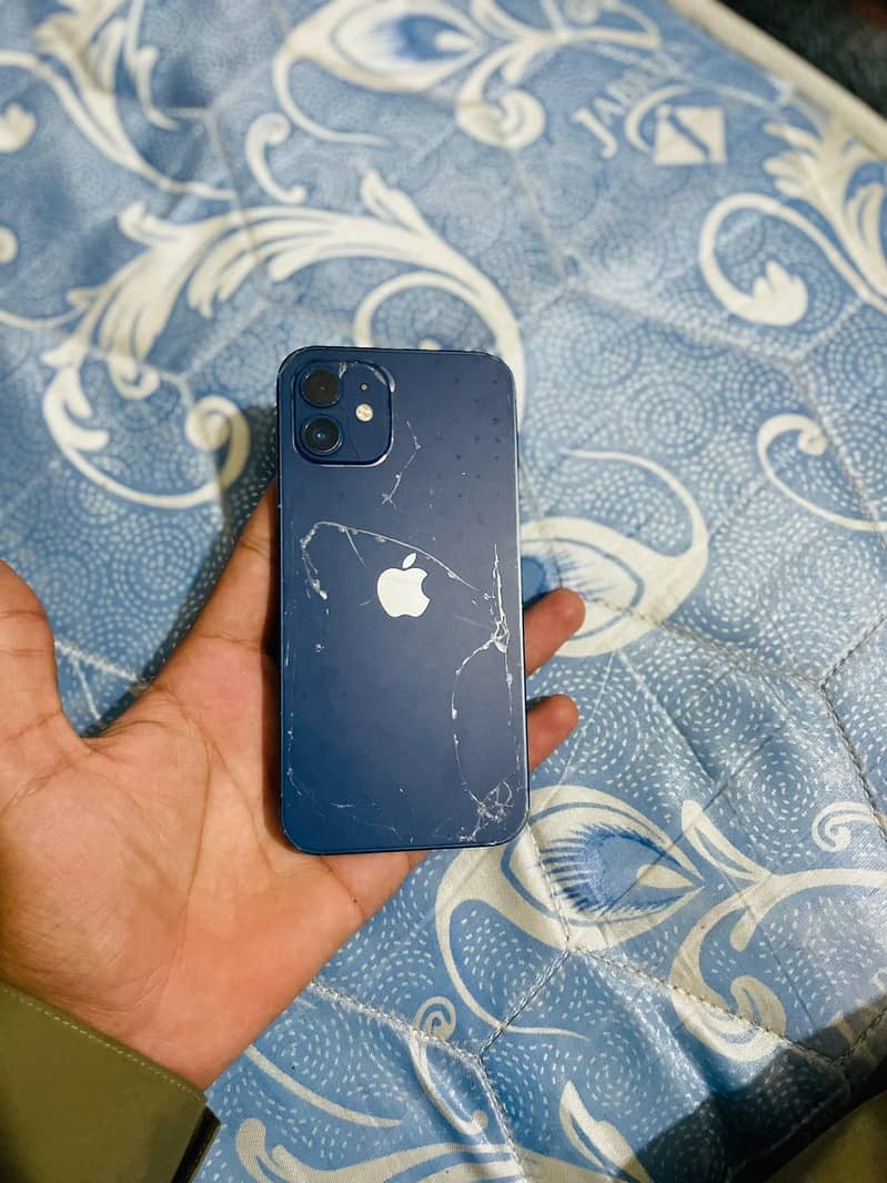 Apple iPhone 12 0