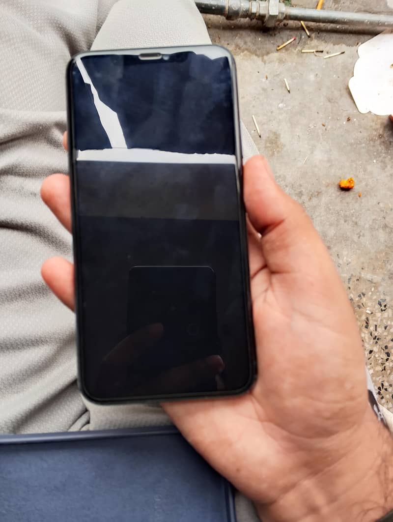 Apple iPhone 11 Pro Max 1