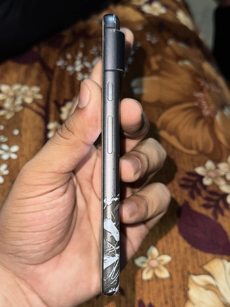 Google Pixel 8 2