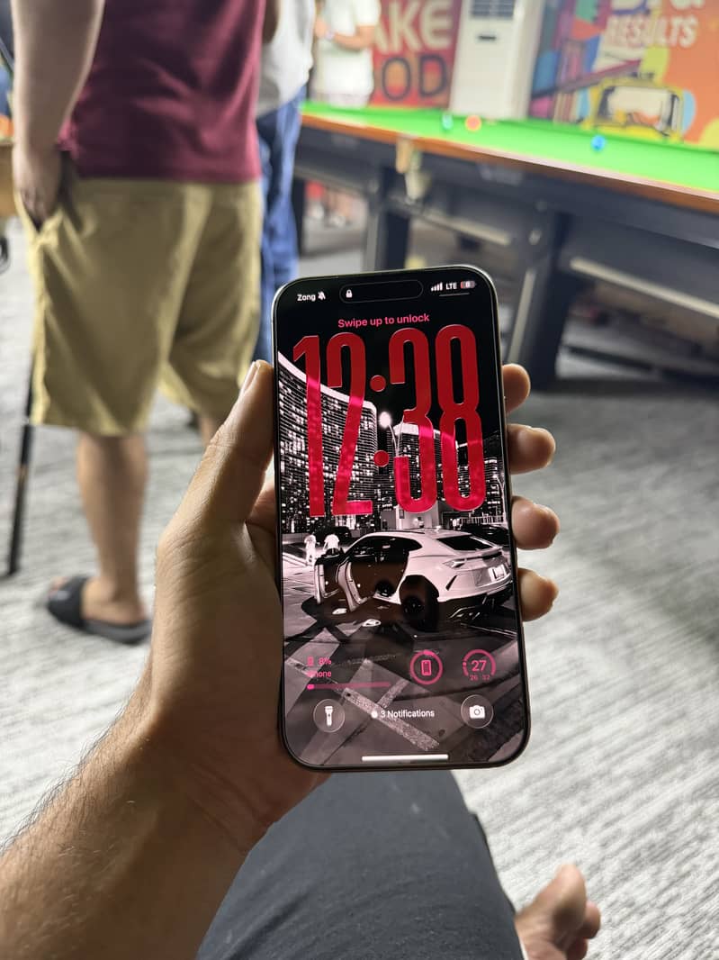 Apple iPhone 16 Pro Max 3