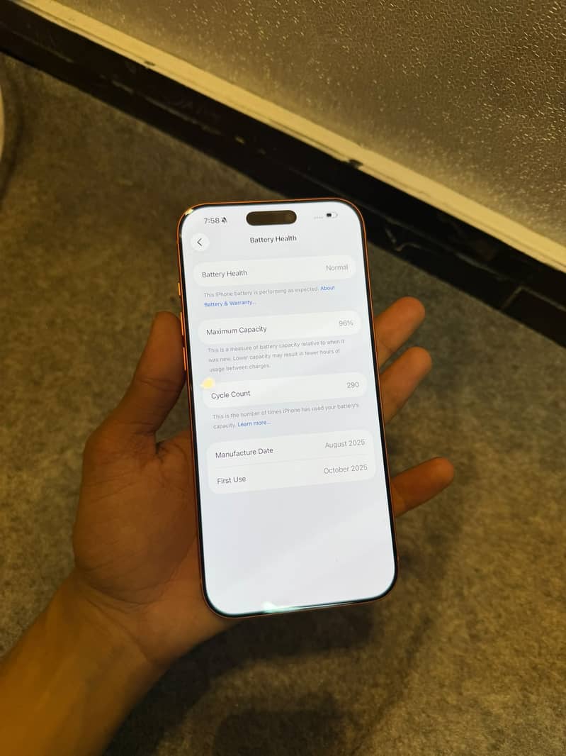 Apple iPhone 17 Pro Max 3