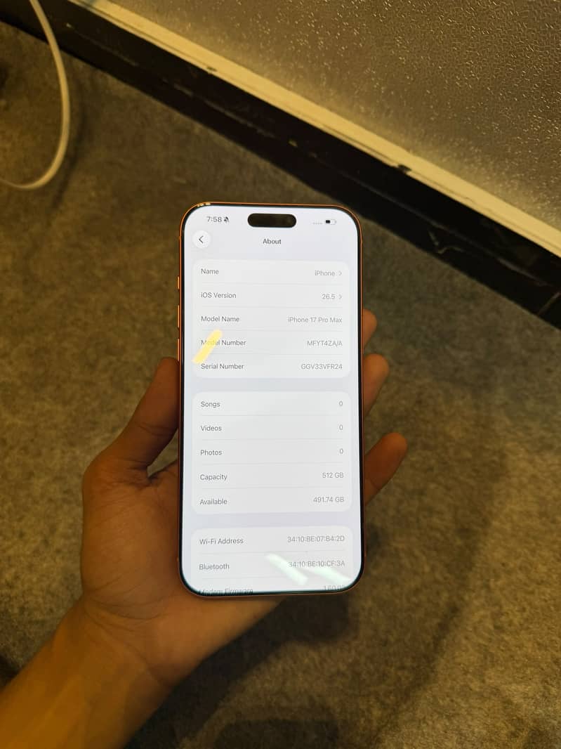 Apple iPhone 17 Pro Max 5