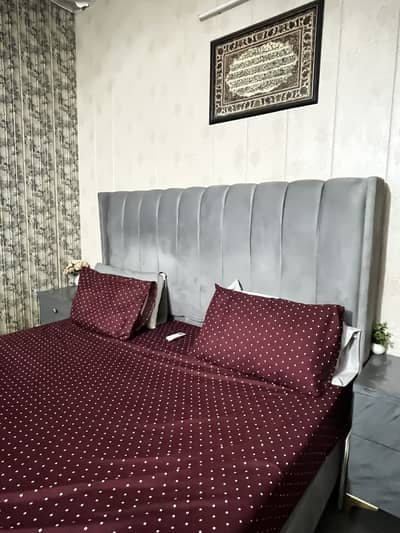 Luxury King Size Bed Set with Spring Mattress Complete Bedroom Set.