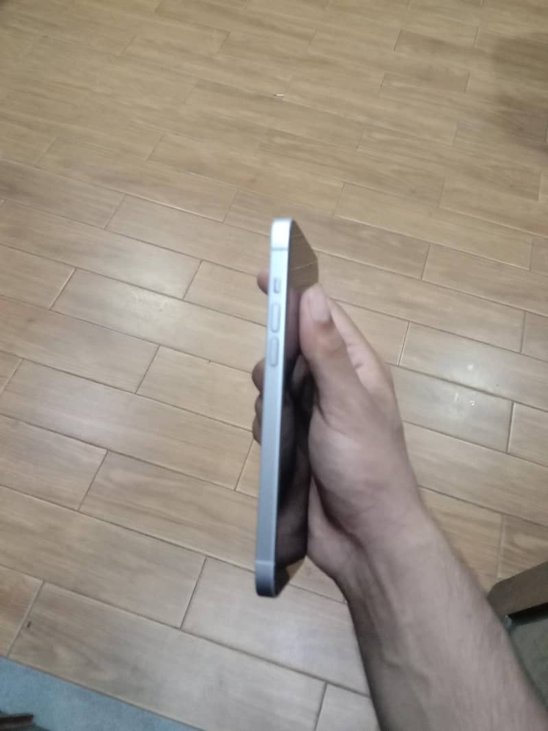 Apple iPhone 14 plus 1