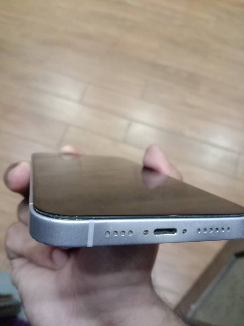Apple iPhone 14 plus 3