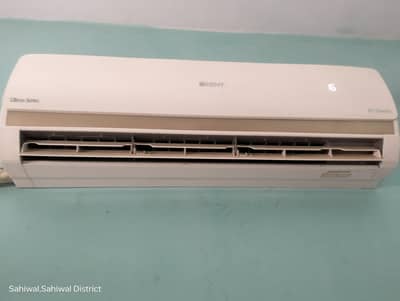 Orient 1.5 Ton new condition