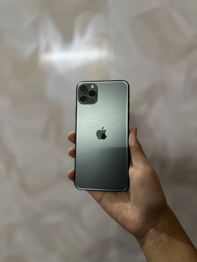 iPhone 11 Pro Max 1