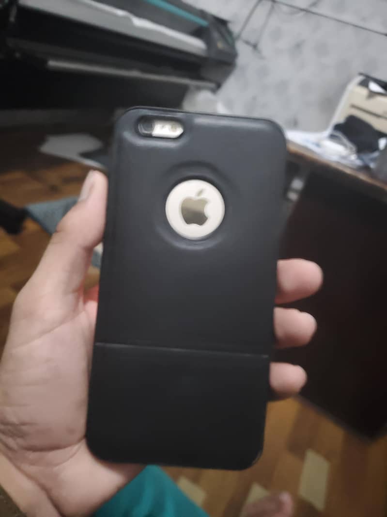 Apple iPhone 6 Plus 8