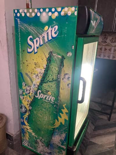 Chiller for urgent sale