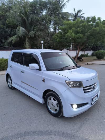 Toyota B B 2006/11 Geniun condition own engine 1300cc automatic 7set