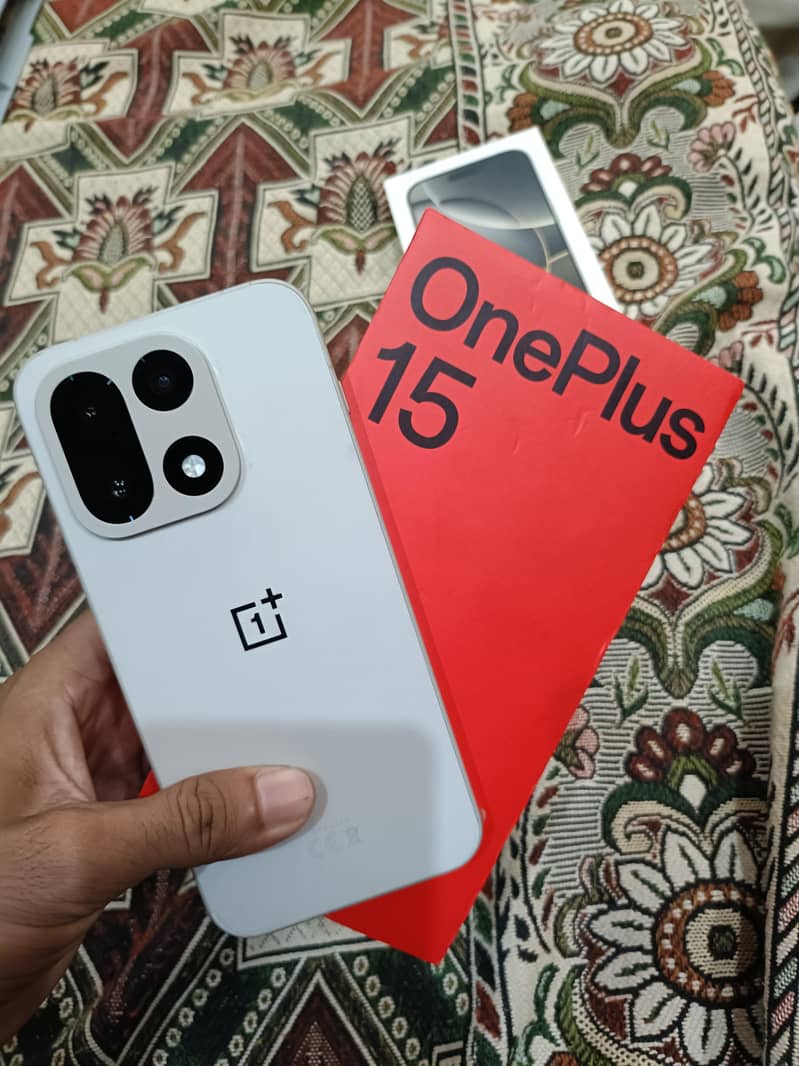 One Plus 15 1