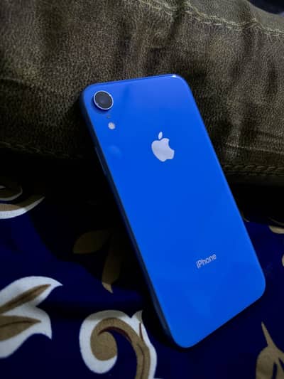 Apple iPhone XR good condition