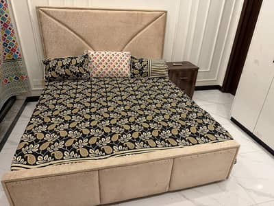 household items/bed set/sofa set/dewan/coffee chair/iron stand/furnitu