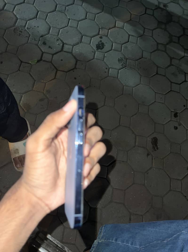 iPhone 13 Pro 5