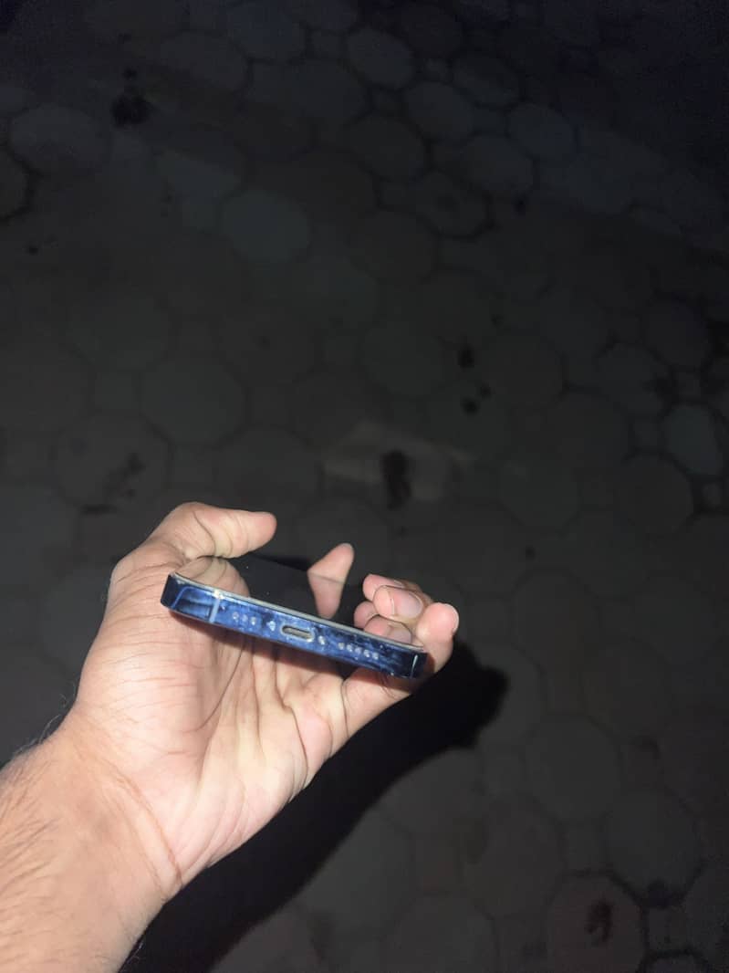 iPhone 13 Pro 8