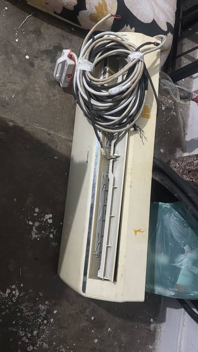 1 Ton Gree  Split Ac For Sale