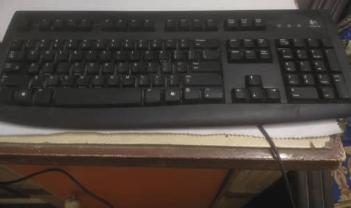 monitor. and USB HUB and keyboard