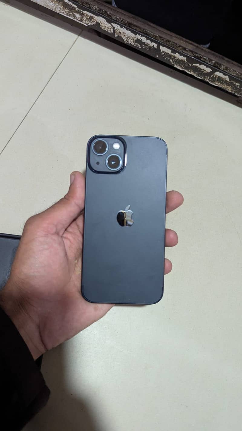 Apple iPhone 13 1
